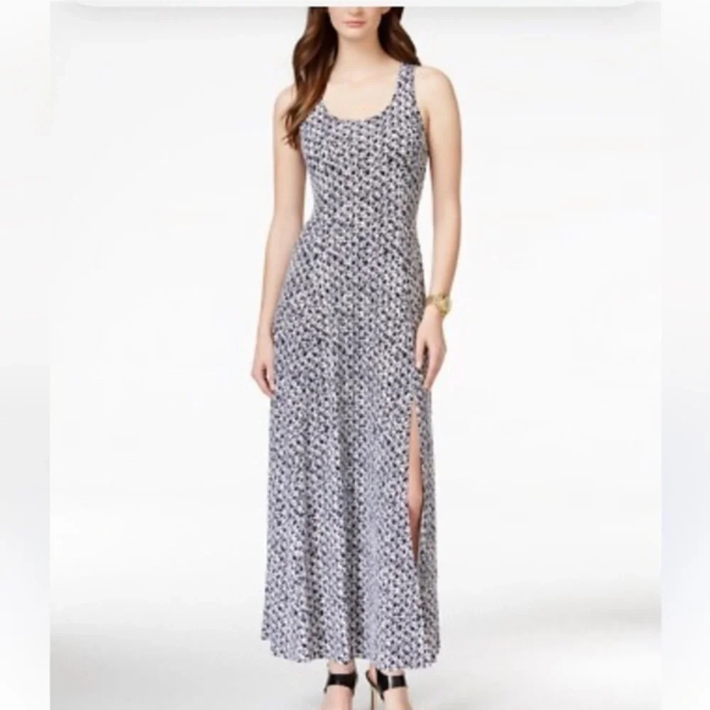 Michael Kors Elegant Black and White Sleeveless Dress